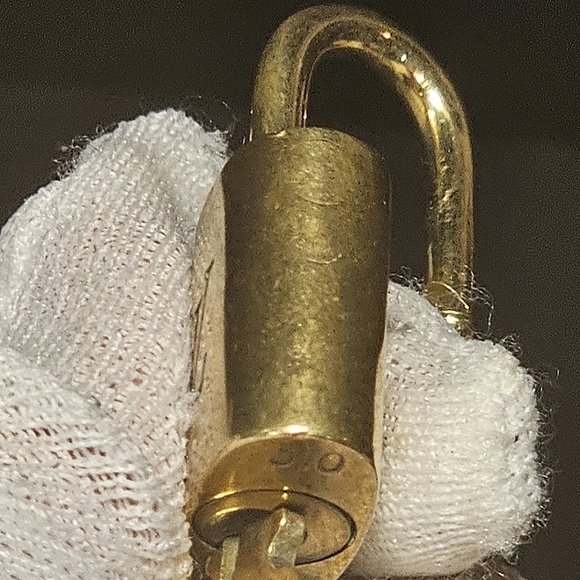 LOUIS VUITTON VINTAGE LOCK & KEY SET #310 - Picture 8 of 10